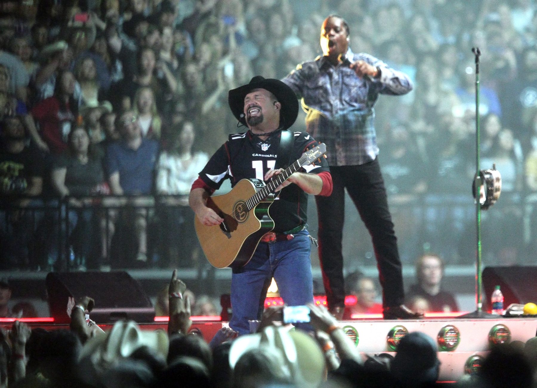 Garth Brooks Sets Blame It All On My Roots Arena Tour for 2026